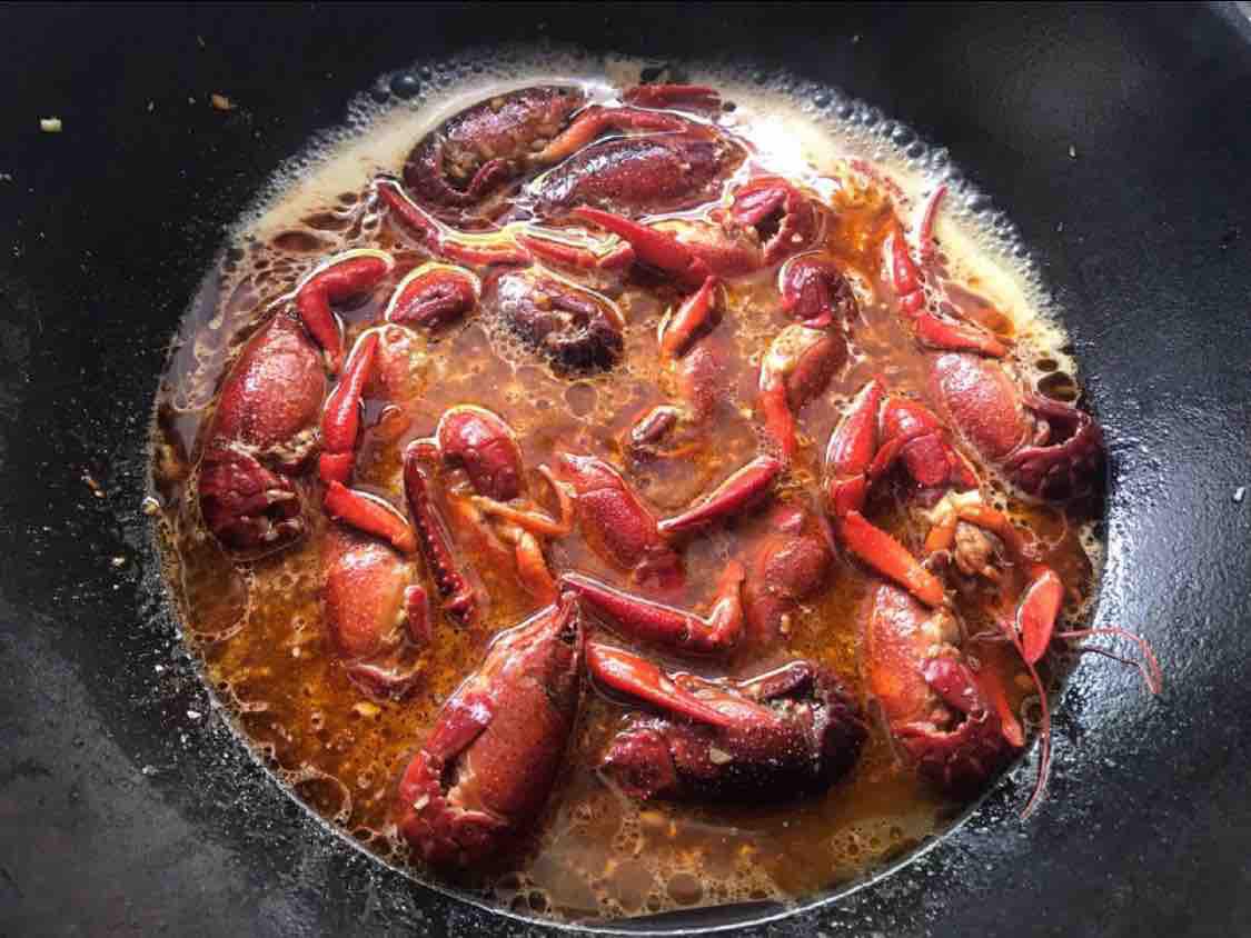 小龍蝦的做法-五香味煮菜譜