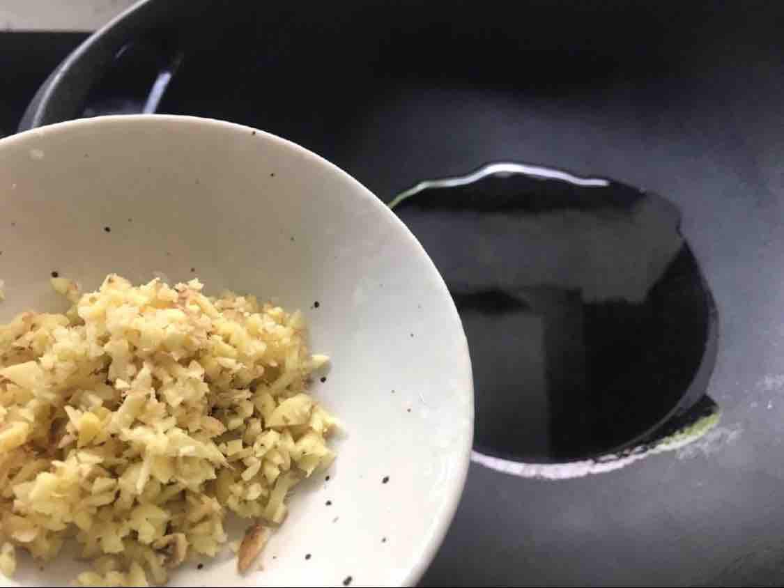 小龍蝦的做法-五香味煮菜譜