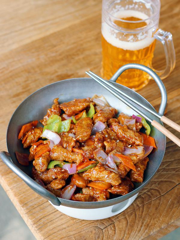 焦溜肉段的做法-家常味炒菜譜