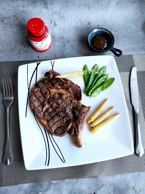 原味戰斧牛排的做法-黑椒味煎菜譜-易網健康養生網 原味戰斧牛排的做法-黑椒味煎菜譜