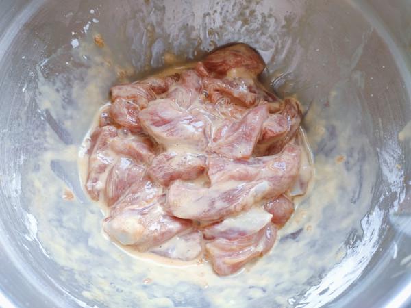 焦溜肉段的做法-家常味炒菜譜