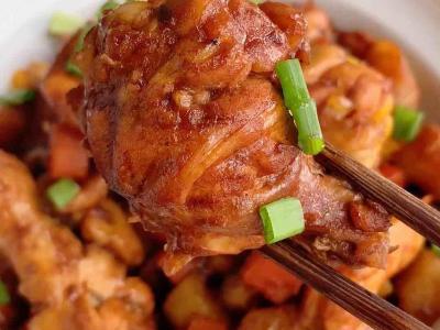 鮮蝦雞腿煲的做法-咸鮮味燉菜譜