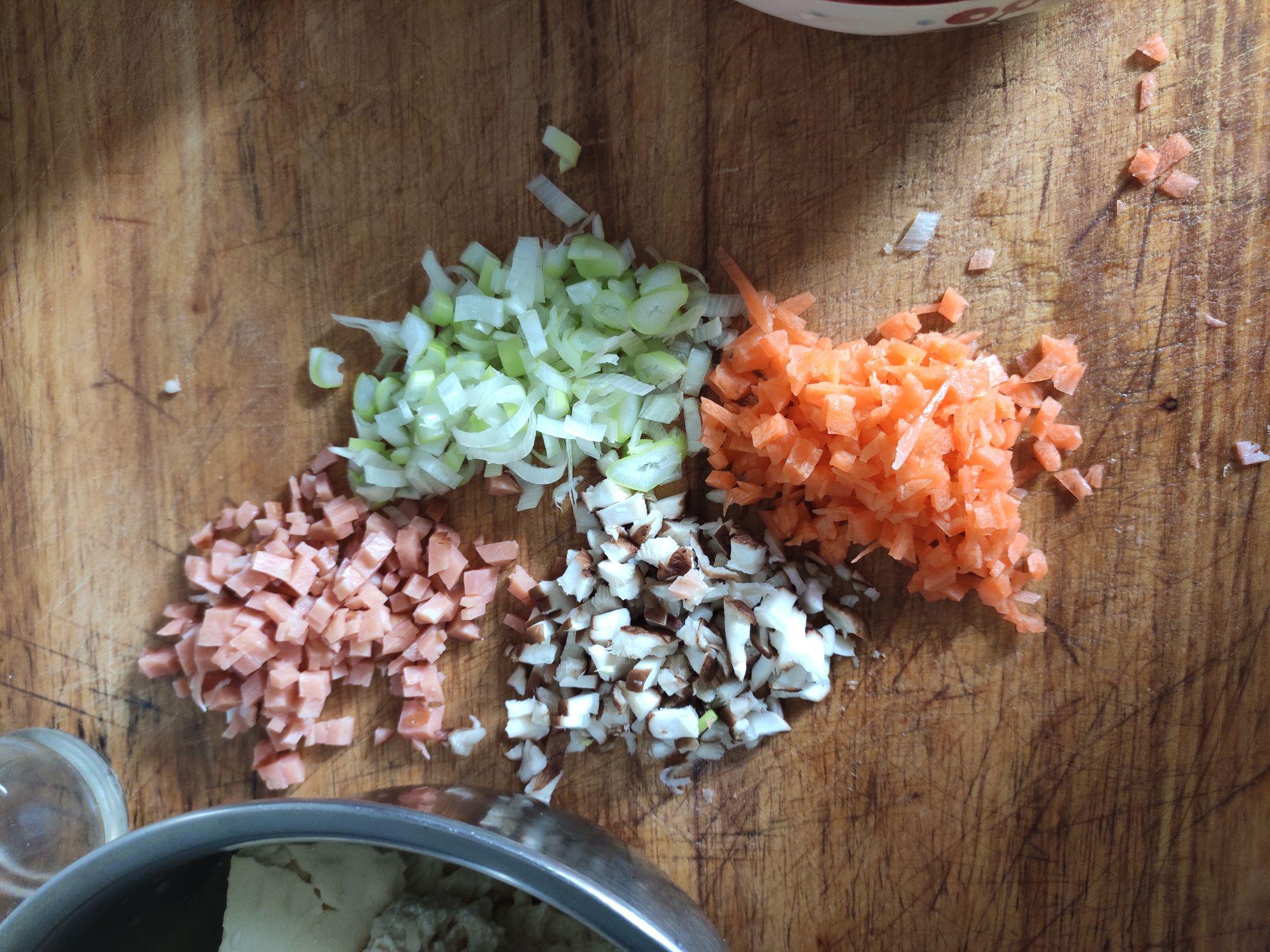 糖醋豆腐丸子的做法-酸甜味炸菜譜