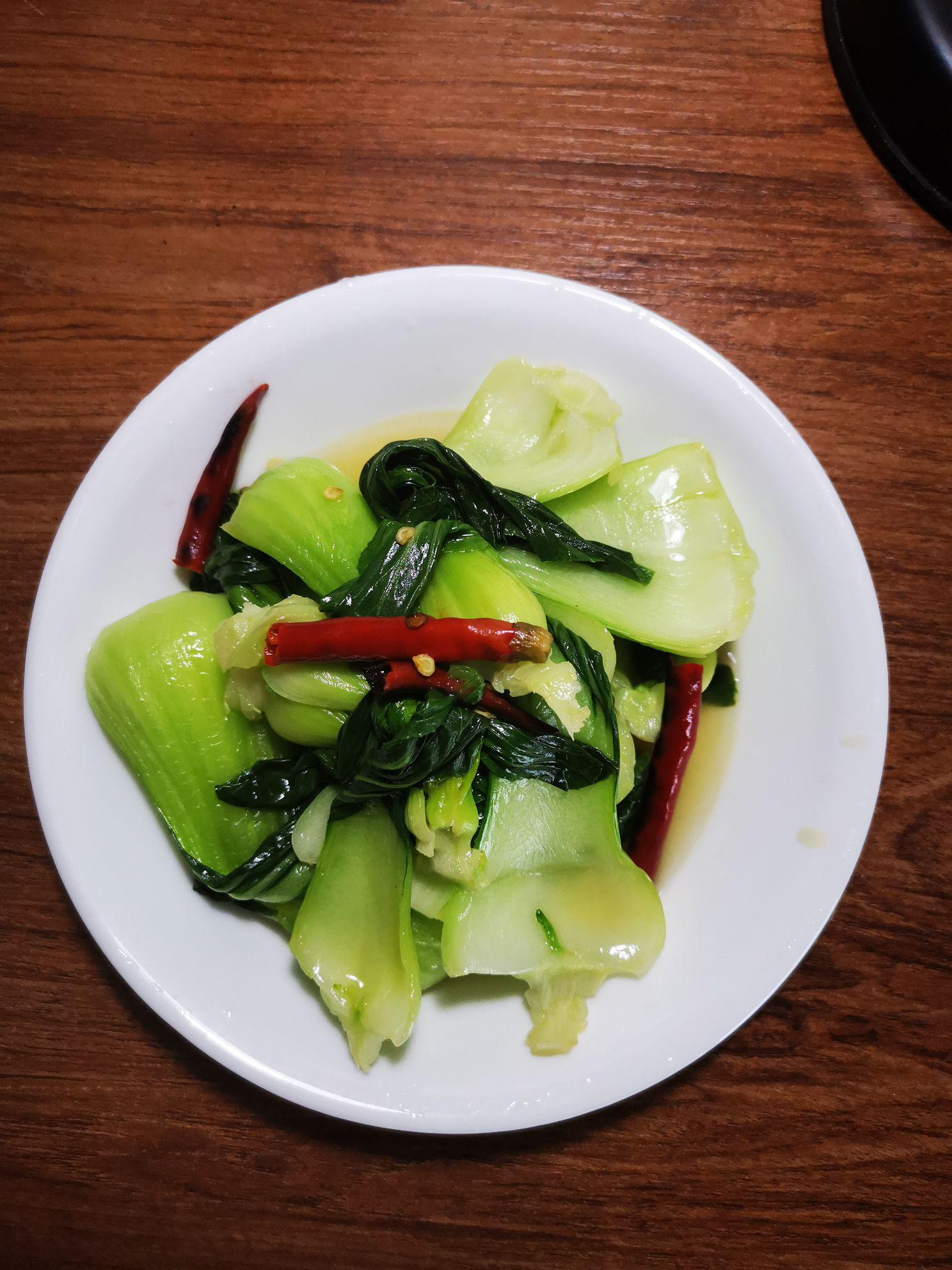 干椒炒小油菜的做法-家常味炒菜譜-易網健康養生網 干椒炒小油菜的做法-家常味炒菜譜