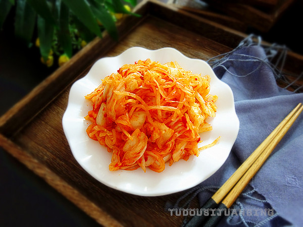 妙拌白菜蘿卜的做法-咸鮮味拌菜譜-易網健康養生網 妙拌白菜蘿卜的做法-咸鮮味拌菜譜