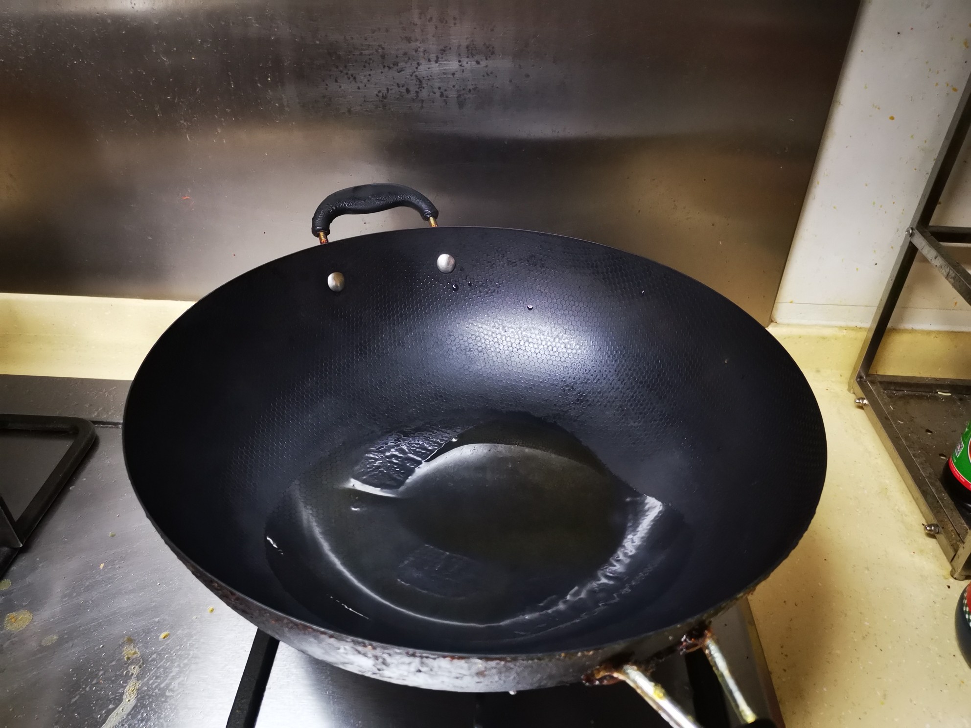 干椒炒小油菜的做法-家常味炒菜譜-易網健康養生網 干椒炒小油菜的做法-家常味炒菜譜