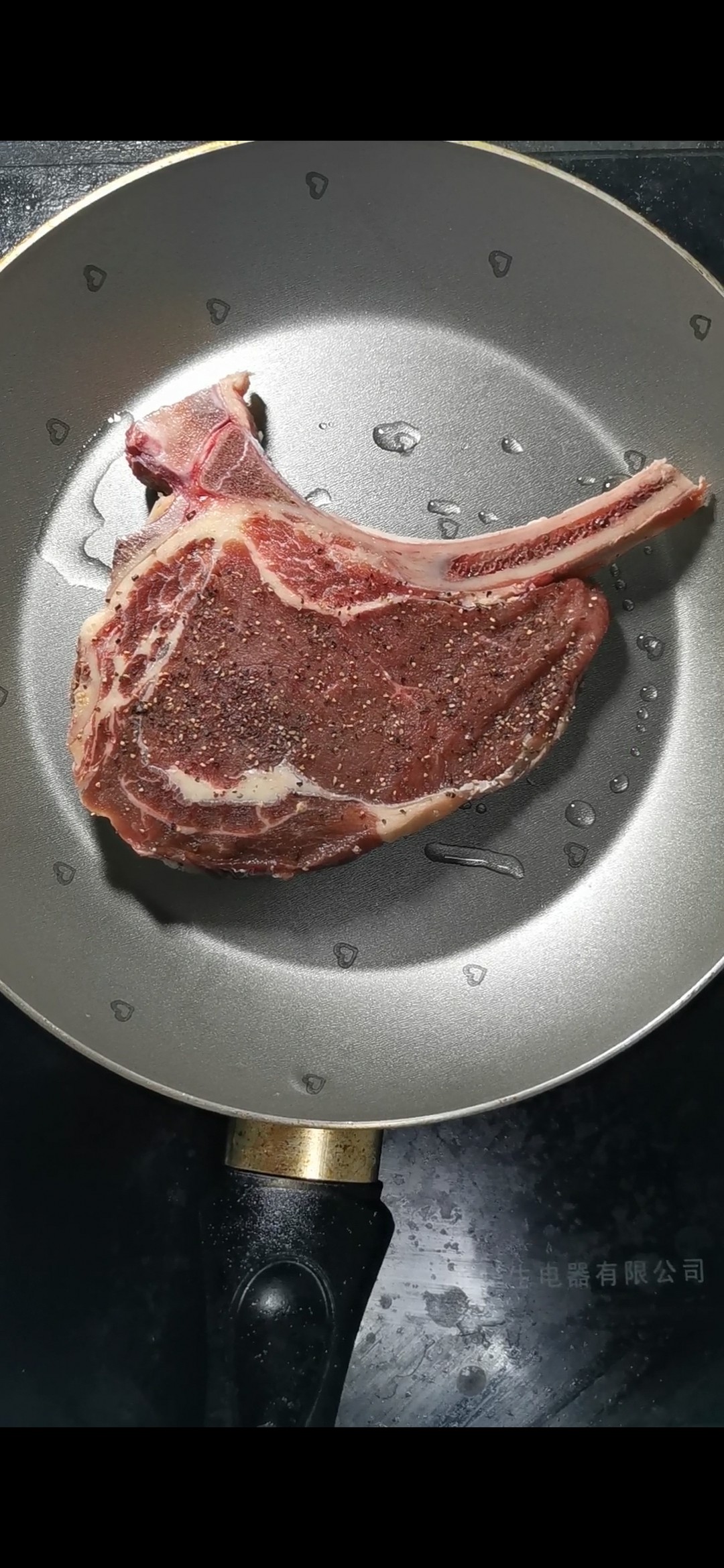 香煎戰斧牛排的做法-咸鮮味煎菜譜-易網健康養生網 香煎戰斧牛排的做法-咸鮮味煎菜譜