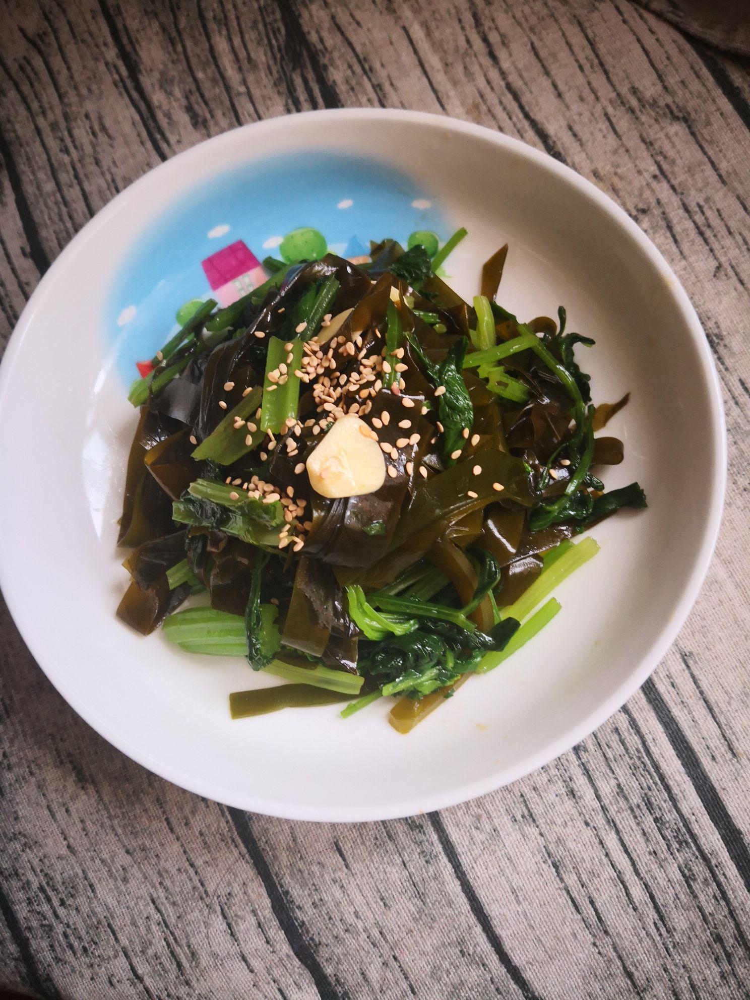 芹菜拌海帶的做法-家常味拌菜譜-易網健康養生網 芹菜拌海帶的做法-家常味拌菜譜