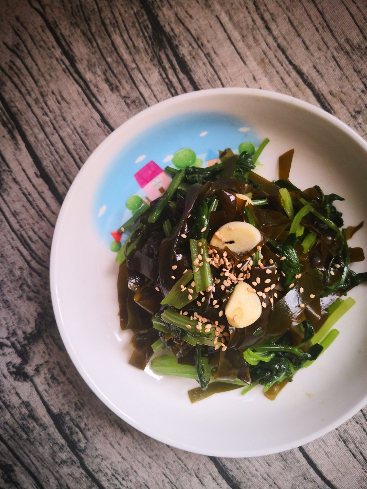 芹菜拌海帶的做法-家常味拌菜譜