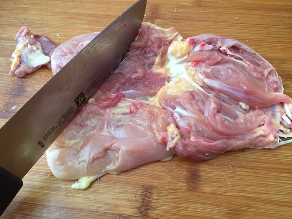 芝麻煎雞腿的做法-咸鮮味煎菜譜-易網健康養生網 芝麻煎雞腿的做法-咸鮮味煎菜譜