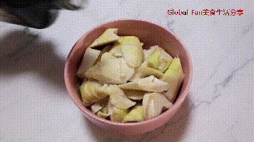 肉燜春筍的做法-咸鮮味燜菜譜-易網健康養生網 肉燜春筍的做法-咸鮮味燜菜譜