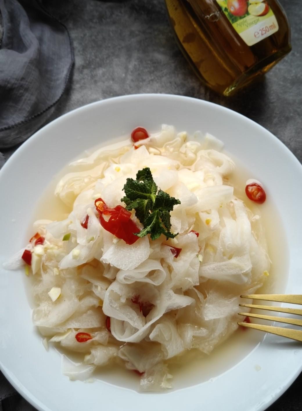 蘋果醋白玉蘿卜的做法-酸辣味拌菜譜-易網健康養生網 蘋果醋白玉蘿卜的做法-酸辣味拌菜譜