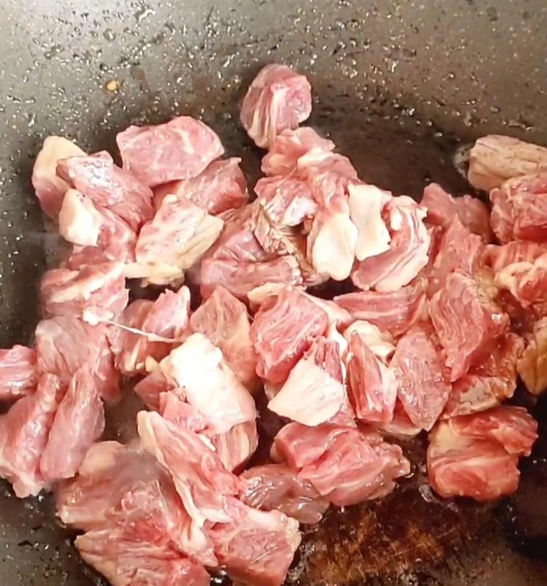 牛肉土豆杯的做法-醬香味其它工藝菜譜-易網(wǎng)健康養(yǎng)生網(wǎng) 牛肉土豆杯的做法-醬香味其它工藝菜譜