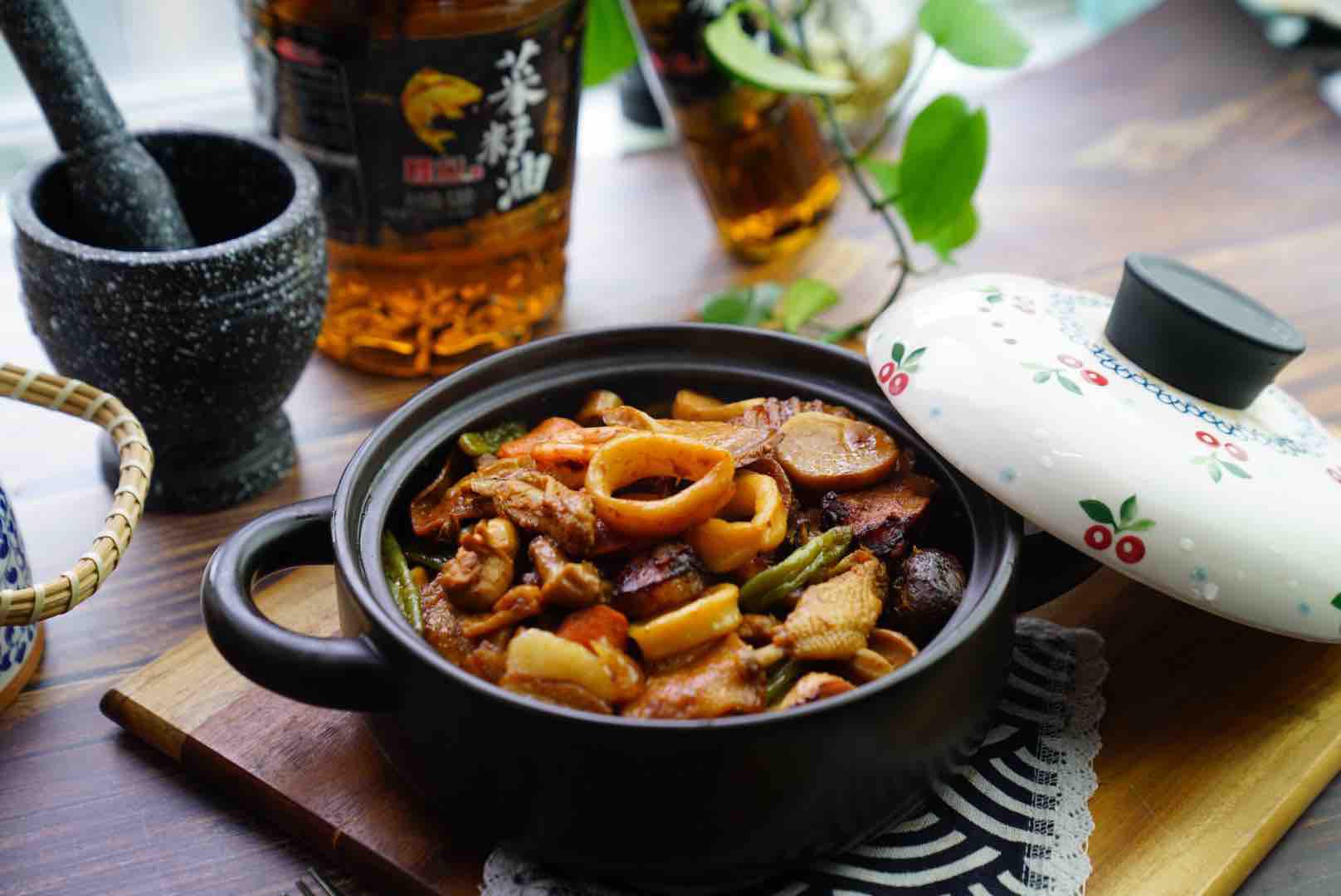 鮮魷雜蔬干鍋的做法-麻辣味燒菜譜