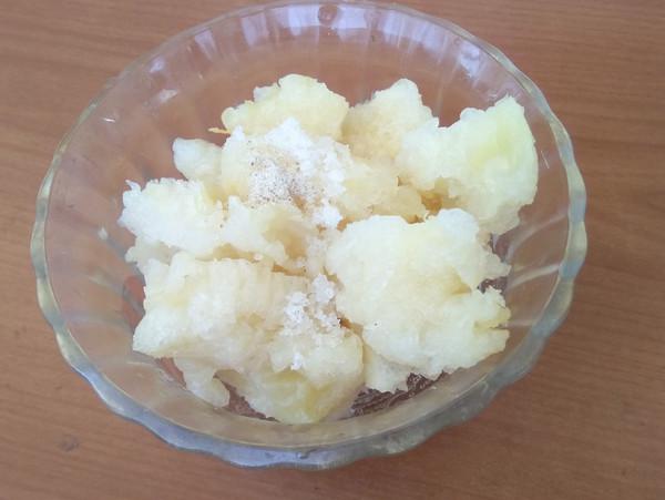 魚鰾炒西芹的做法-咸鮮味炒菜譜