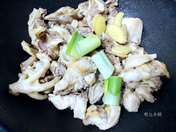 燉雞的做法-家常味燉菜譜-易網健康養生網 燉雞的做法-家常味燉菜譜