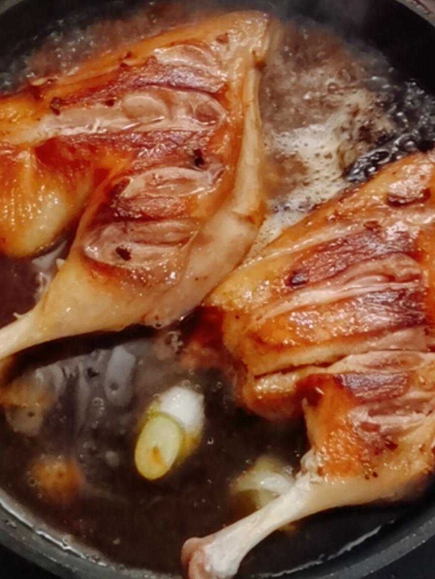 鮑魚燜鴨腿的做法-咸鮮味燜菜譜-易網(wǎng)健康養(yǎng)生網(wǎng) 鮑魚燜鴨腿的做法-咸鮮味燜菜譜