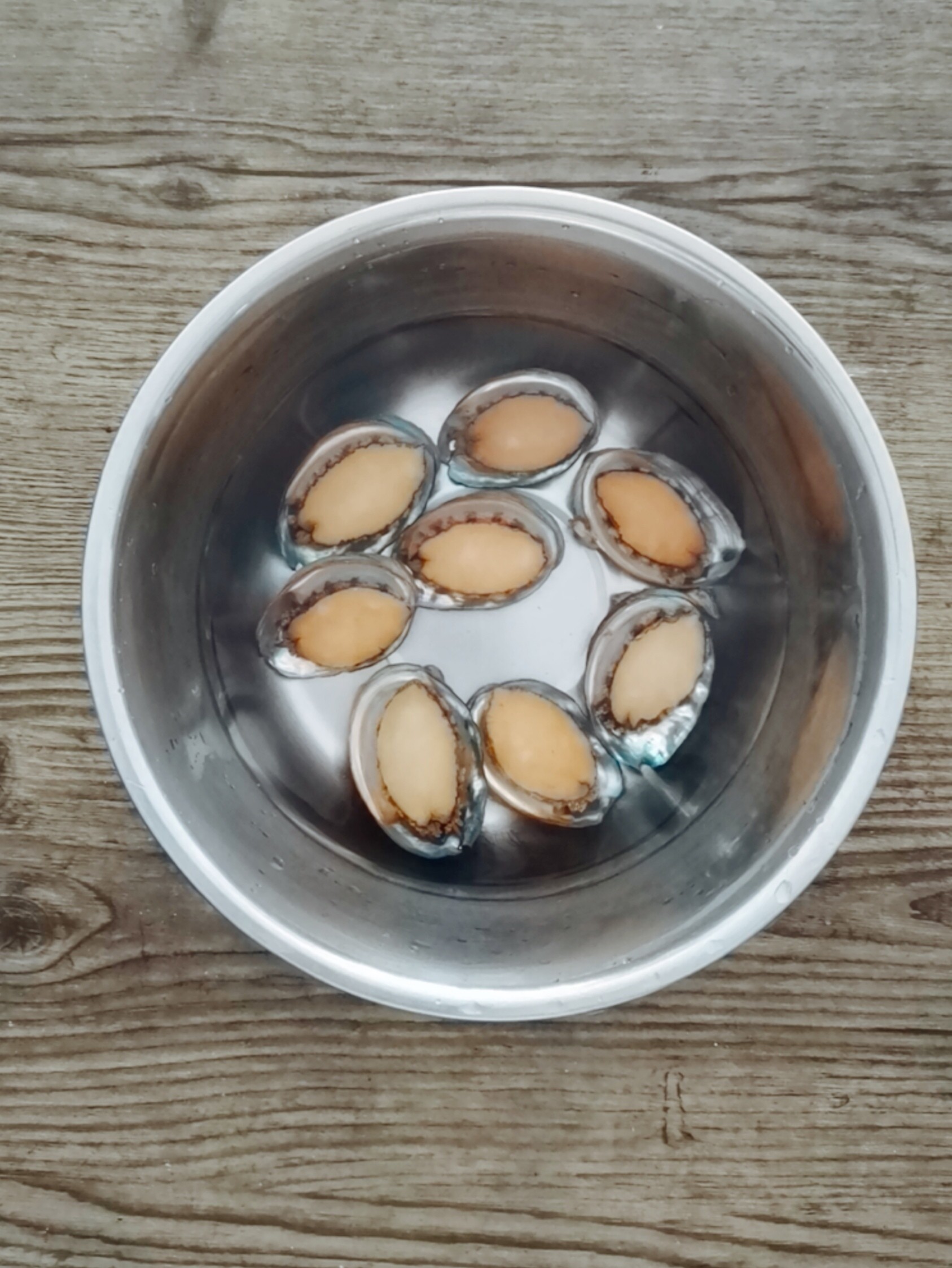 鮑魚燜鴨腿的做法-咸鮮味燜菜譜-易網(wǎng)健康養(yǎng)生網(wǎng) 鮑魚燜鴨腿的做法-咸鮮味燜菜譜