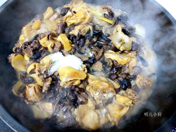 燉雞的做法-家常味燉菜譜-易網健康養生網 燉雞的做法-家常味燉菜譜