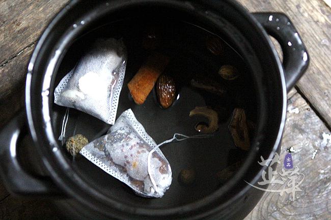 醬肉粉的做法-香辣味煮菜譜-易網(wǎng)健康養(yǎng)生網(wǎng) 醬肉粉的做法-香辣味煮菜譜