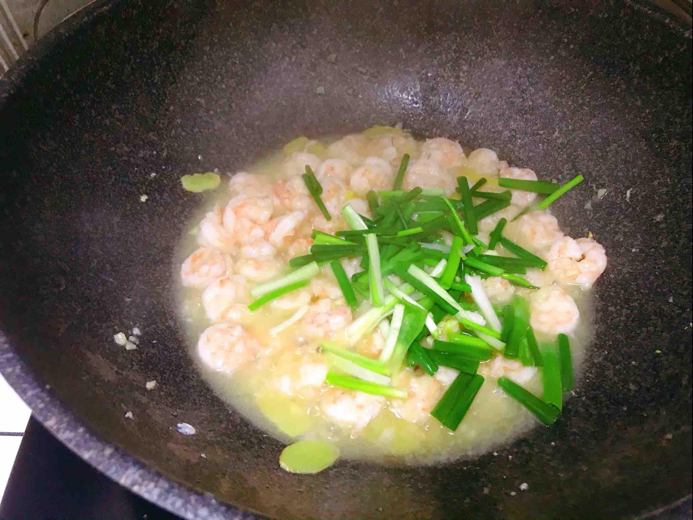 蔥爆蝦仁的做法-咸鮮味炒菜譜-易網健康養生網 蔥爆蝦仁的做法-咸鮮味炒菜譜