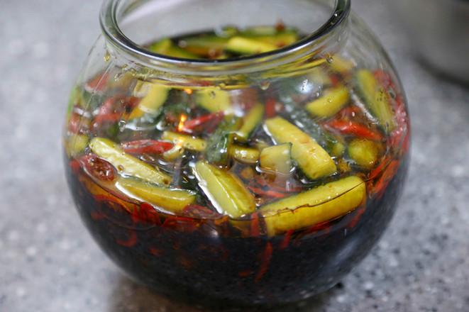 醬黃瓜----夏日開胃必備的做法-酸辣味拌菜譜-易網健康養生網 醬黃瓜----夏日開胃必備的做法-酸辣味拌菜譜