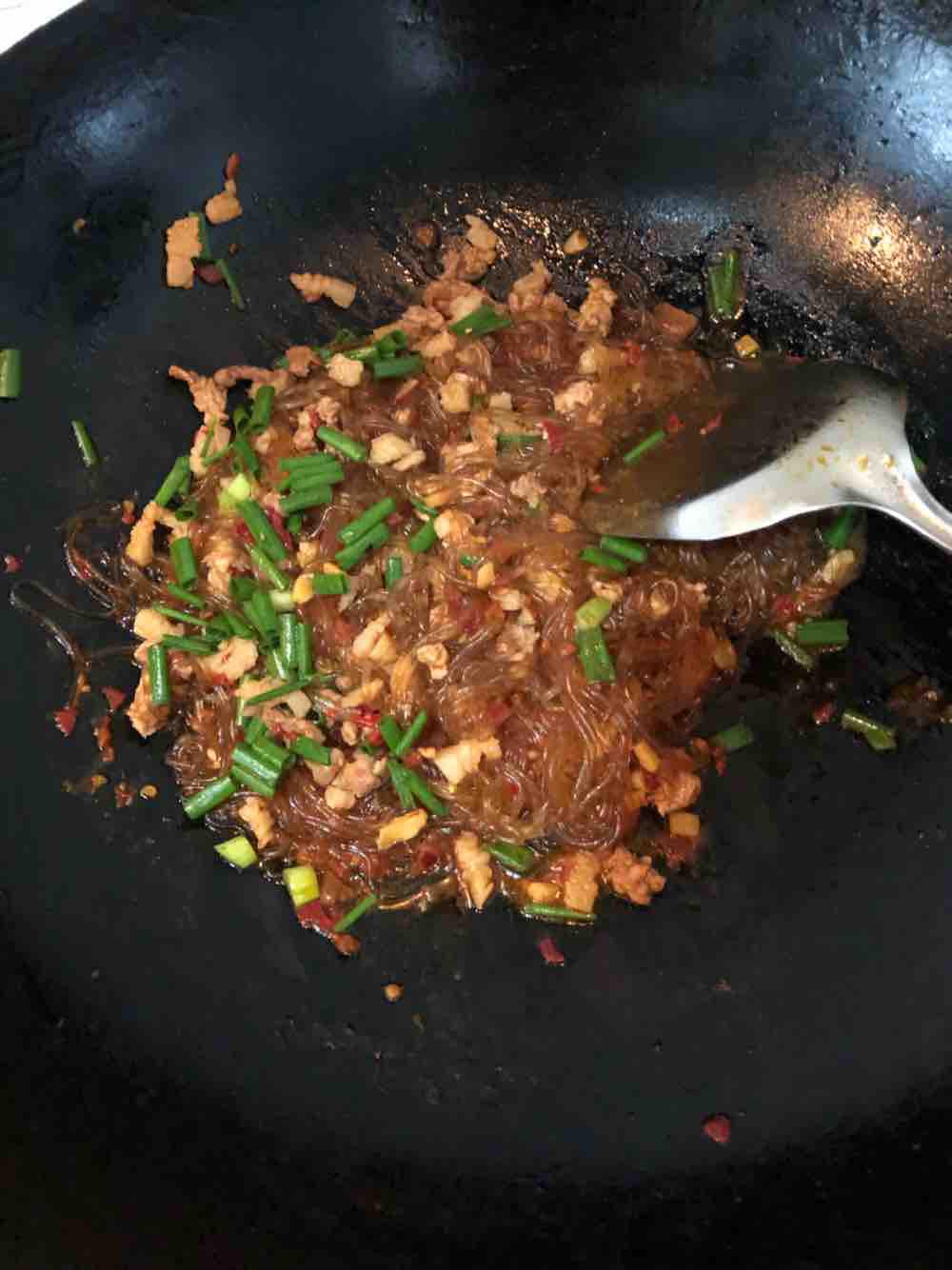 超下飯的螞蟻上樹(紅薯粉條版)的做法-家常味炒菜譜-易網健康養生網 超下飯的螞蟻上樹(紅薯粉條版)的做法-家常味炒菜譜