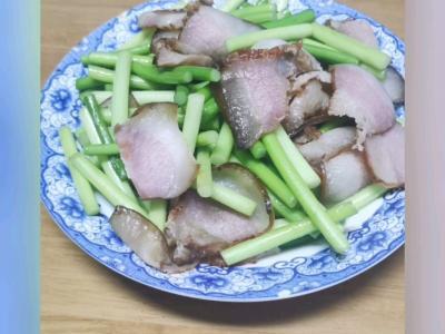 蒜苗炒臘肉的做法-家常味炒菜譜