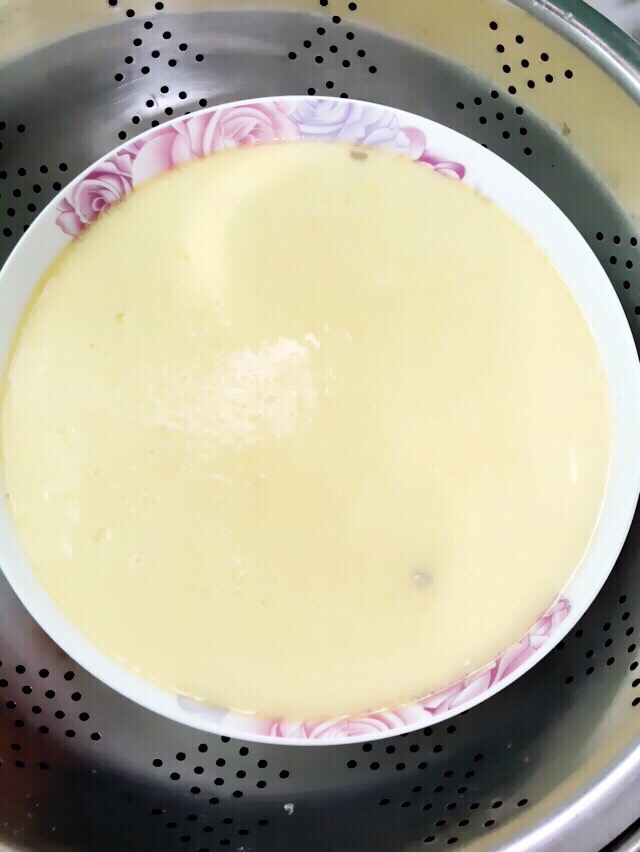 三文魚蒸雞蛋,小孩子的最愛。的做法-咸鮮味蒸菜譜-易網健康養生網 三文魚蒸雞蛋,小孩子的最愛。的做法-咸鮮味蒸菜譜