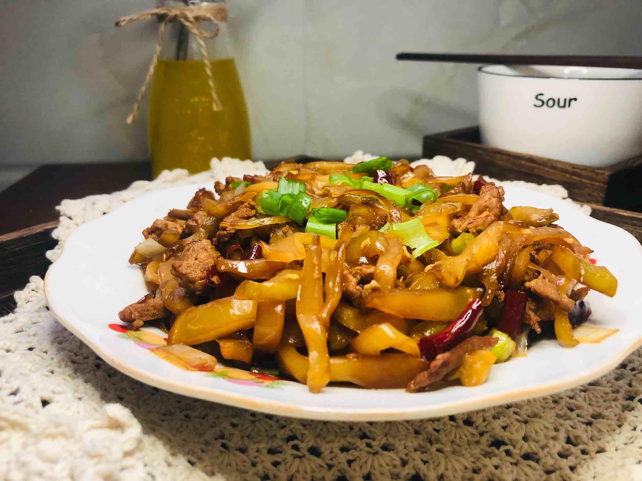 榨菜肉絲的做法-家常味炒菜譜-易網健康養生網 榨菜肉絲的做法-家常味炒菜譜