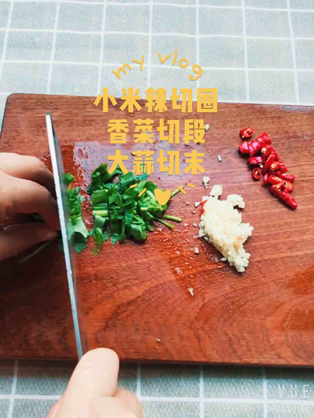 涼拌海蜇的做法-家常味拌菜譜-易網健康養生網 涼拌海蜇的做法-家常味拌菜譜