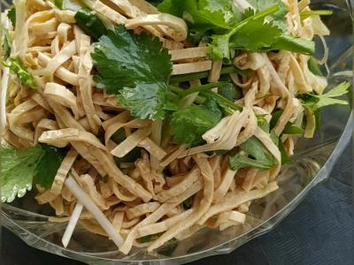 涼拌豆腐絲的做法-家常味拌菜譜