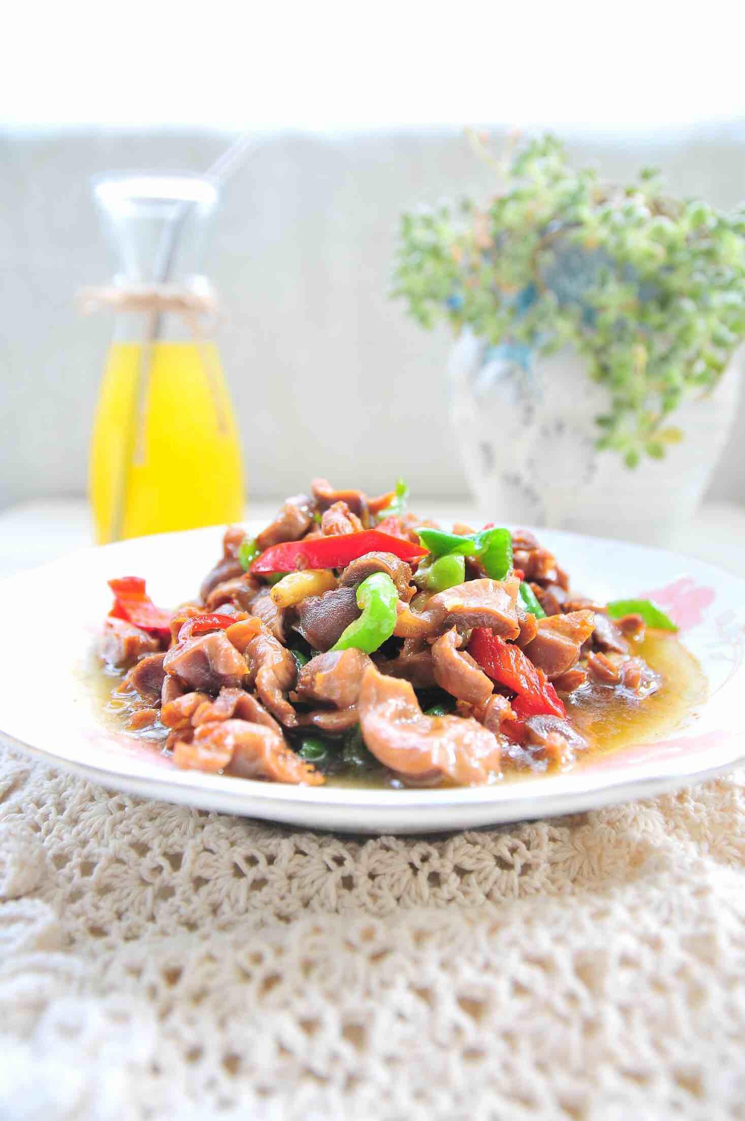 辣椒炒雞肫的做法-家常味炒菜譜-易網健康養生網 辣椒炒雞肫的做法-家常味炒菜譜