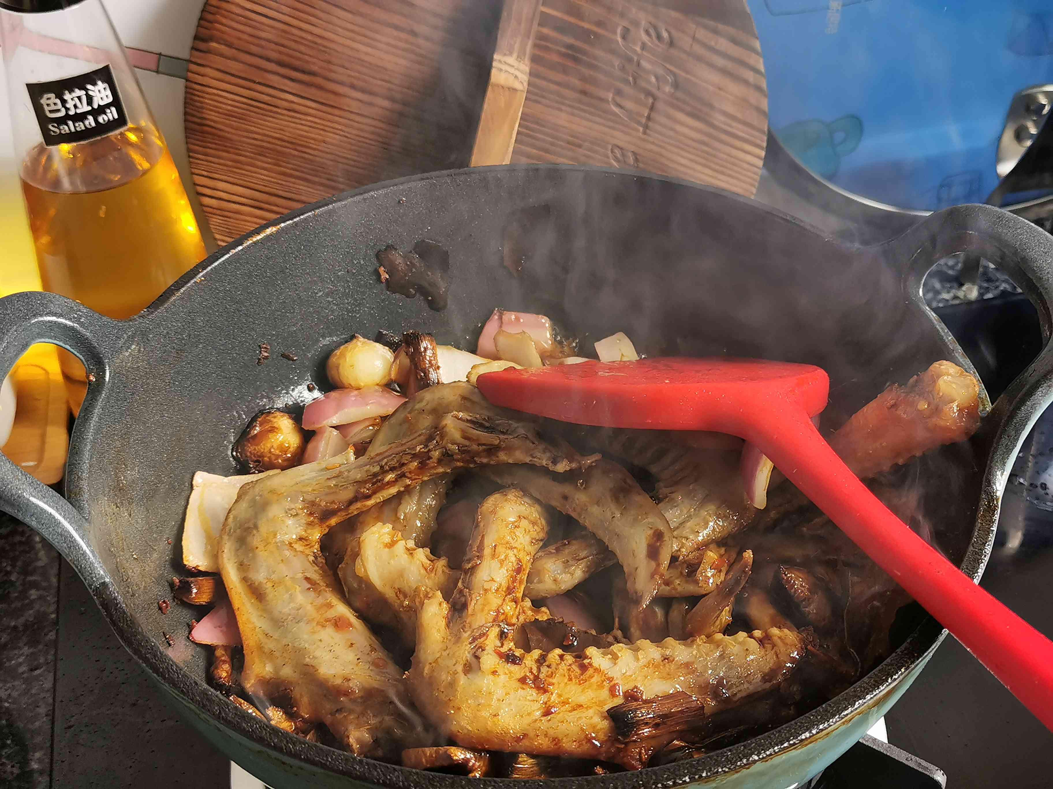 麻辣香鍋的做法-香辣味炒菜譜-易網(wǎng)健康養(yǎng)生網(wǎng) 麻辣香鍋的做法-香辣味炒菜譜