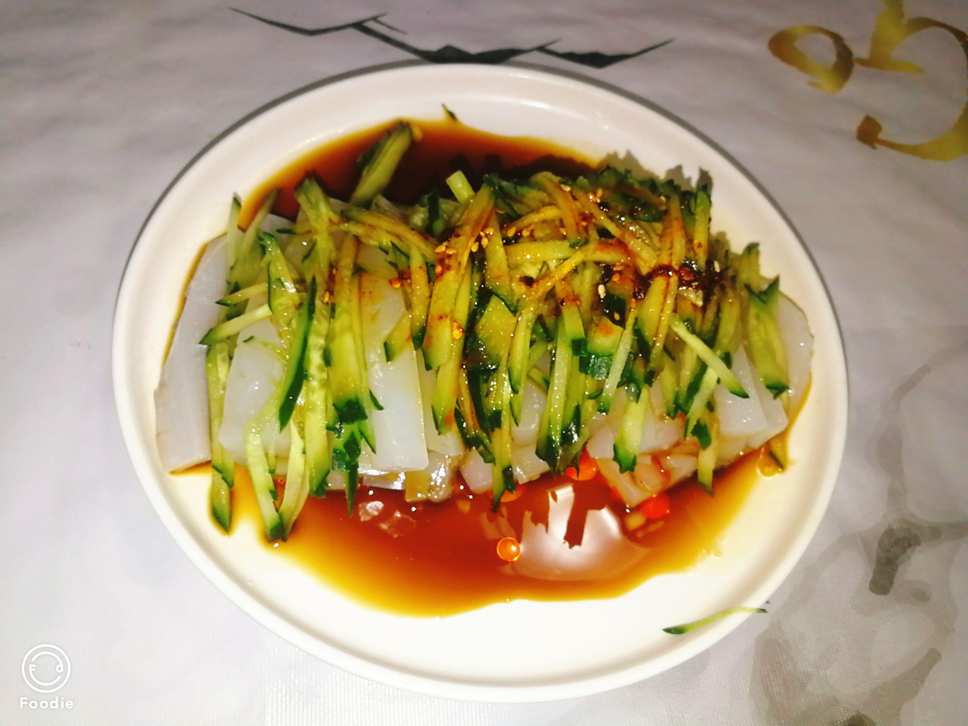 手工涼粉的做法-家常味拌菜譜-易網健康養生網 手工涼粉的做法-家常味拌菜譜