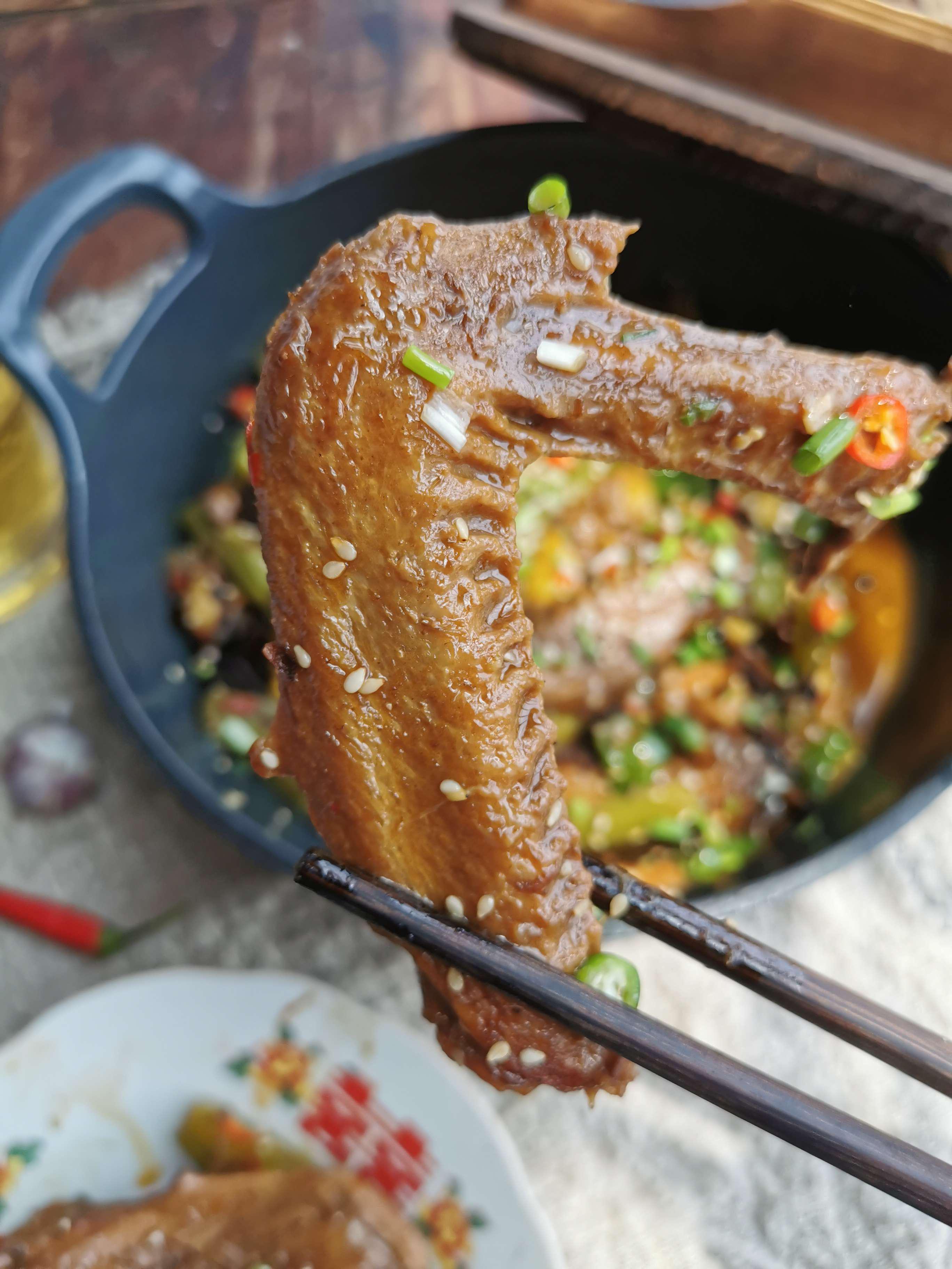 麻辣香鍋的做法-香辣味炒菜譜-易網(wǎng)健康養(yǎng)生網(wǎng) 麻辣香鍋的做法-香辣味炒菜譜