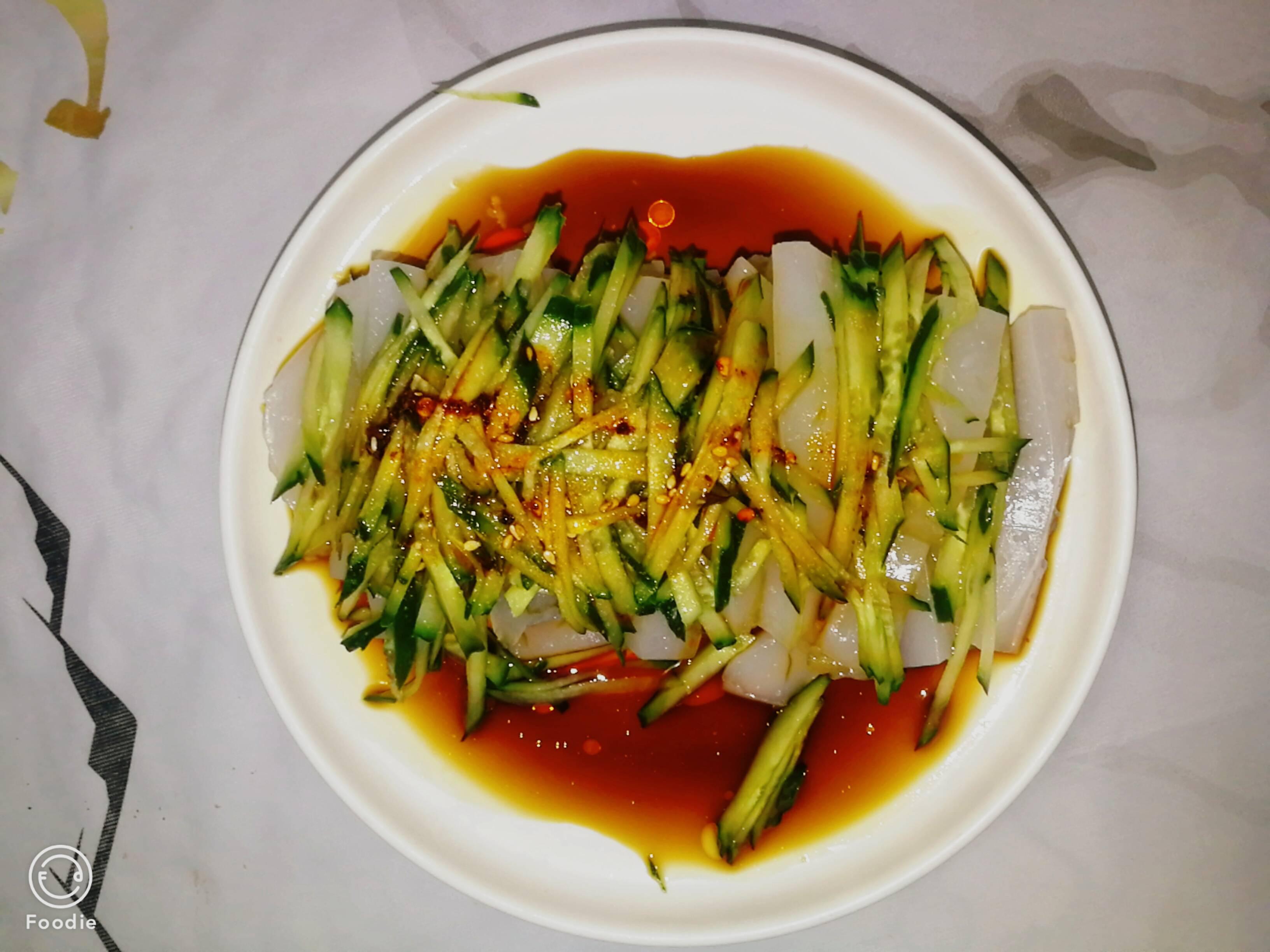 手工涼粉的做法-家常味拌菜譜