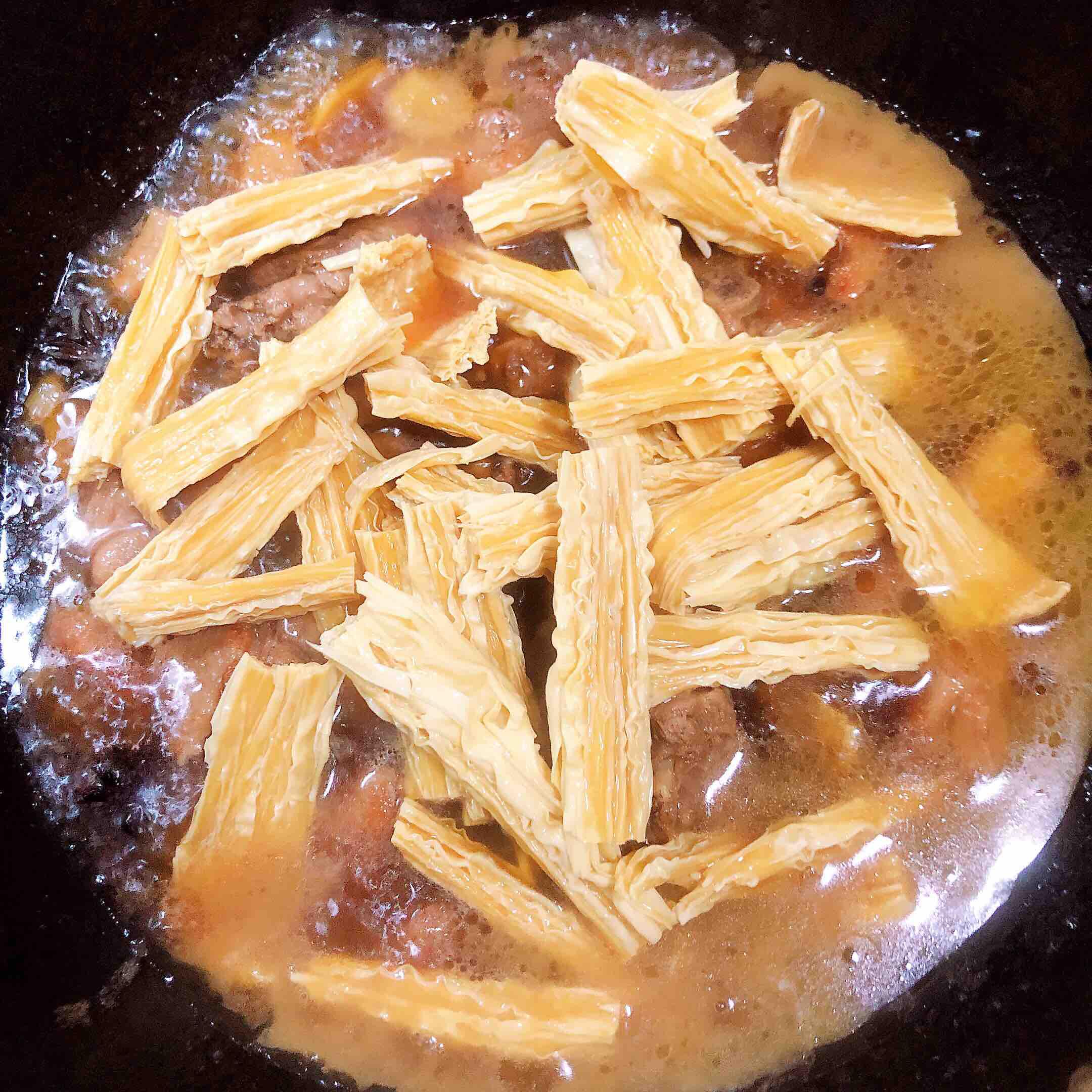 紅燒腐竹鴨肉的做法-咸鮮味燉菜譜-易網(wǎng)健康養(yǎng)生網(wǎng) 紅燒腐竹鴨肉的做法-咸鮮味燉菜譜