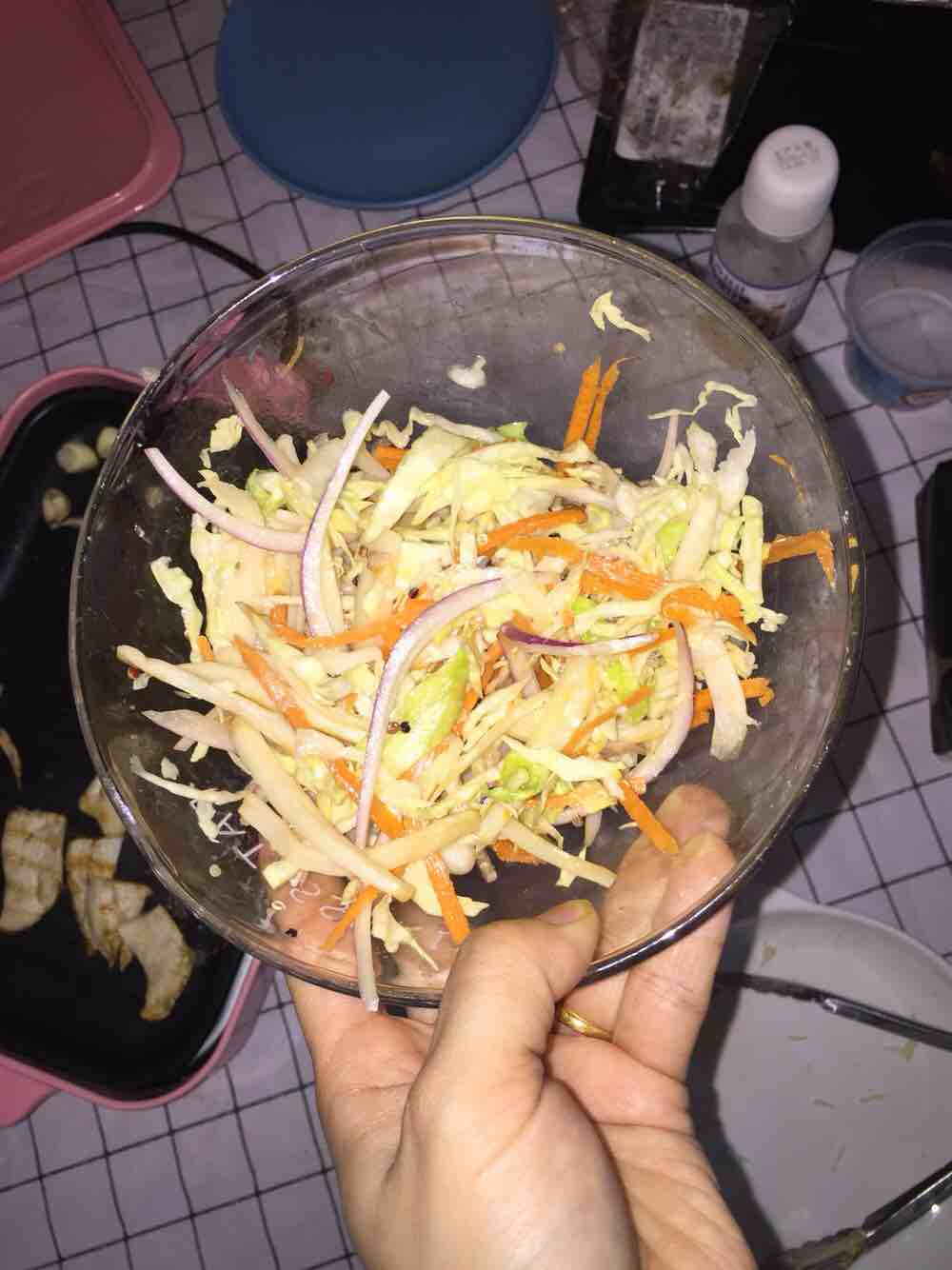 吃草蝦能吃出肉感~~杏鮑菇沙拉的做法-家常味煎菜譜-易網(wǎng)健康養(yǎng)生網(wǎng) 吃草蝦能吃出肉感~~杏鮑菇沙拉的做法-家常味煎菜譜