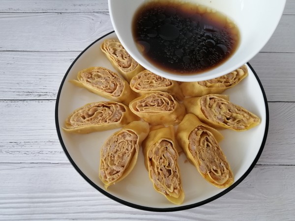 豆腐皮豬肉卷的做法-家常味蒸菜譜-易網健康養生網 豆腐皮豬肉卷的做法-家常味蒸菜譜