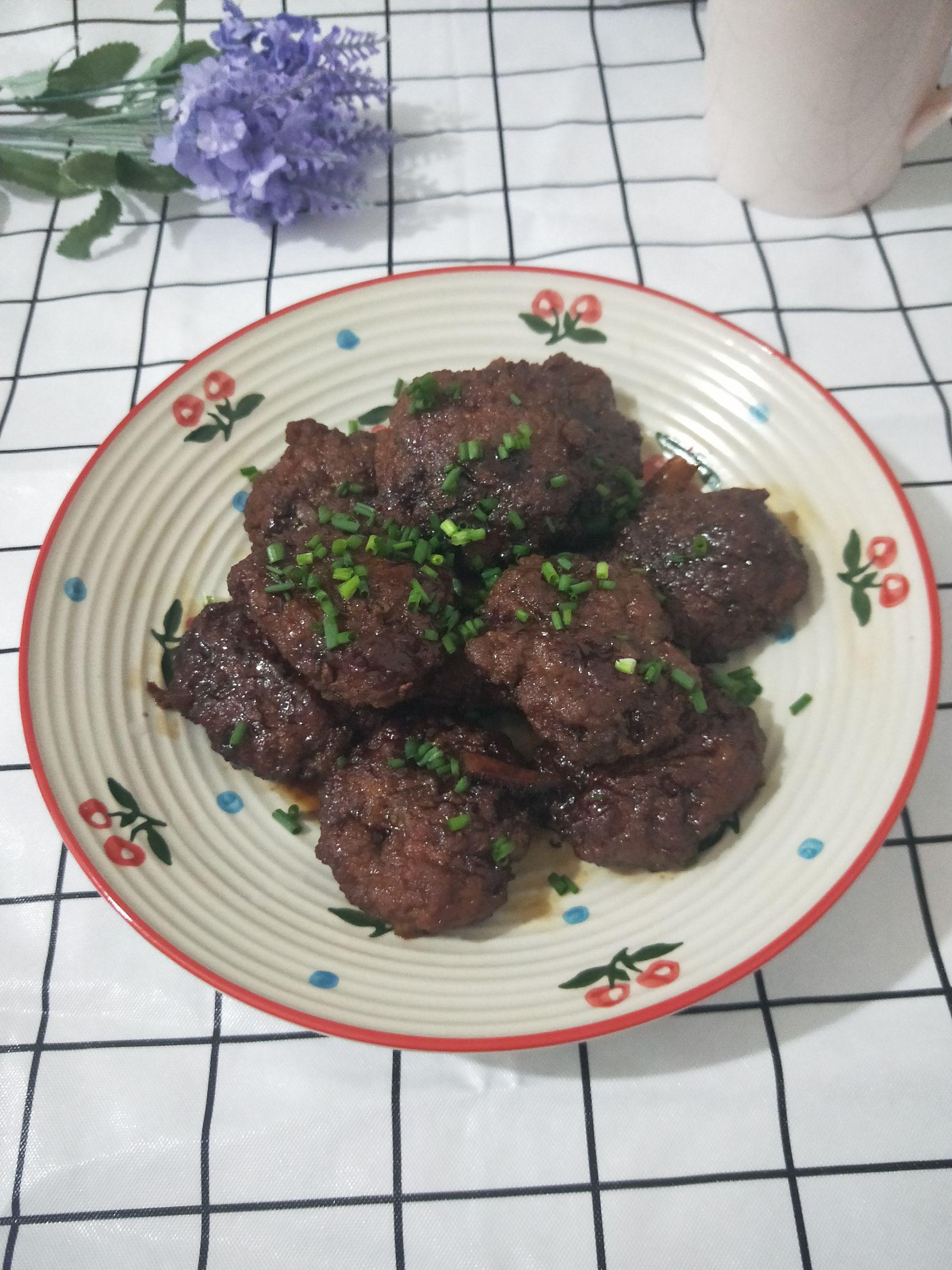 紅燒肉餅子的做法-家常味燒菜譜