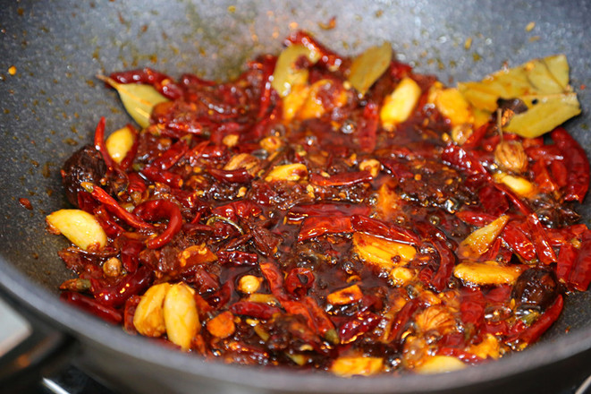 雜炒小龍蝦的做法-香辣味炒菜譜-易網健康養(yǎng)生網 雜炒小龍蝦的做法-香辣味炒菜譜