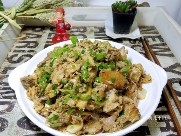 辣椒炒魚渣的做法-香辣味炒菜譜-易網健康養生網 辣椒炒魚渣的做法-香辣味炒菜譜