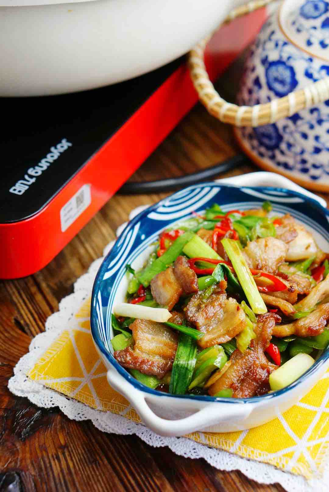 小炒肉 長沙特色菜的做法-家常味炒菜譜-易網(wǎng)健康養(yǎng)生網(wǎng) 小炒肉 長沙特色菜的做法-家常味炒菜譜