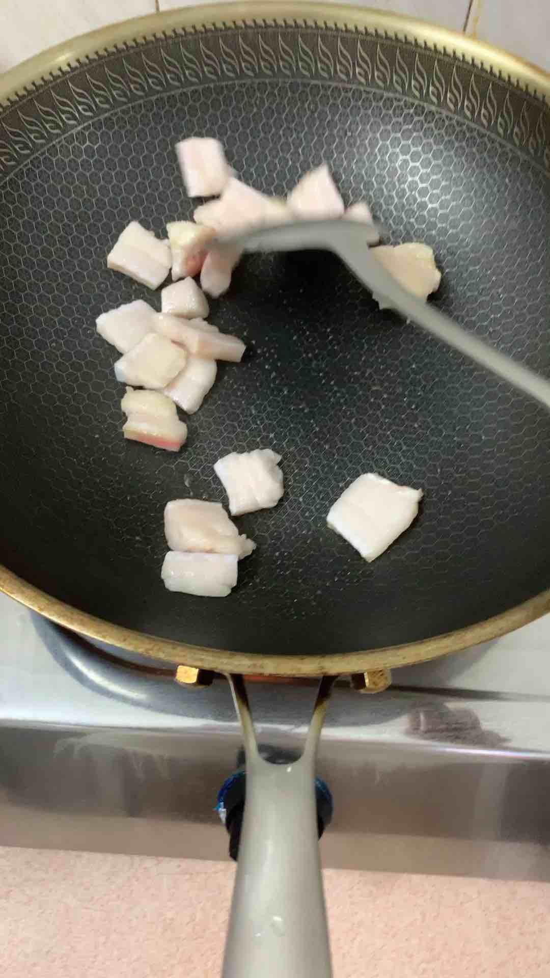 炒豆角的做法-家常味炒菜譜-易網<a href=http://www.xllyou.com/ target=_blank class=infotextkey>健康養生</a>網 炒豆角的做法-家常味炒菜譜