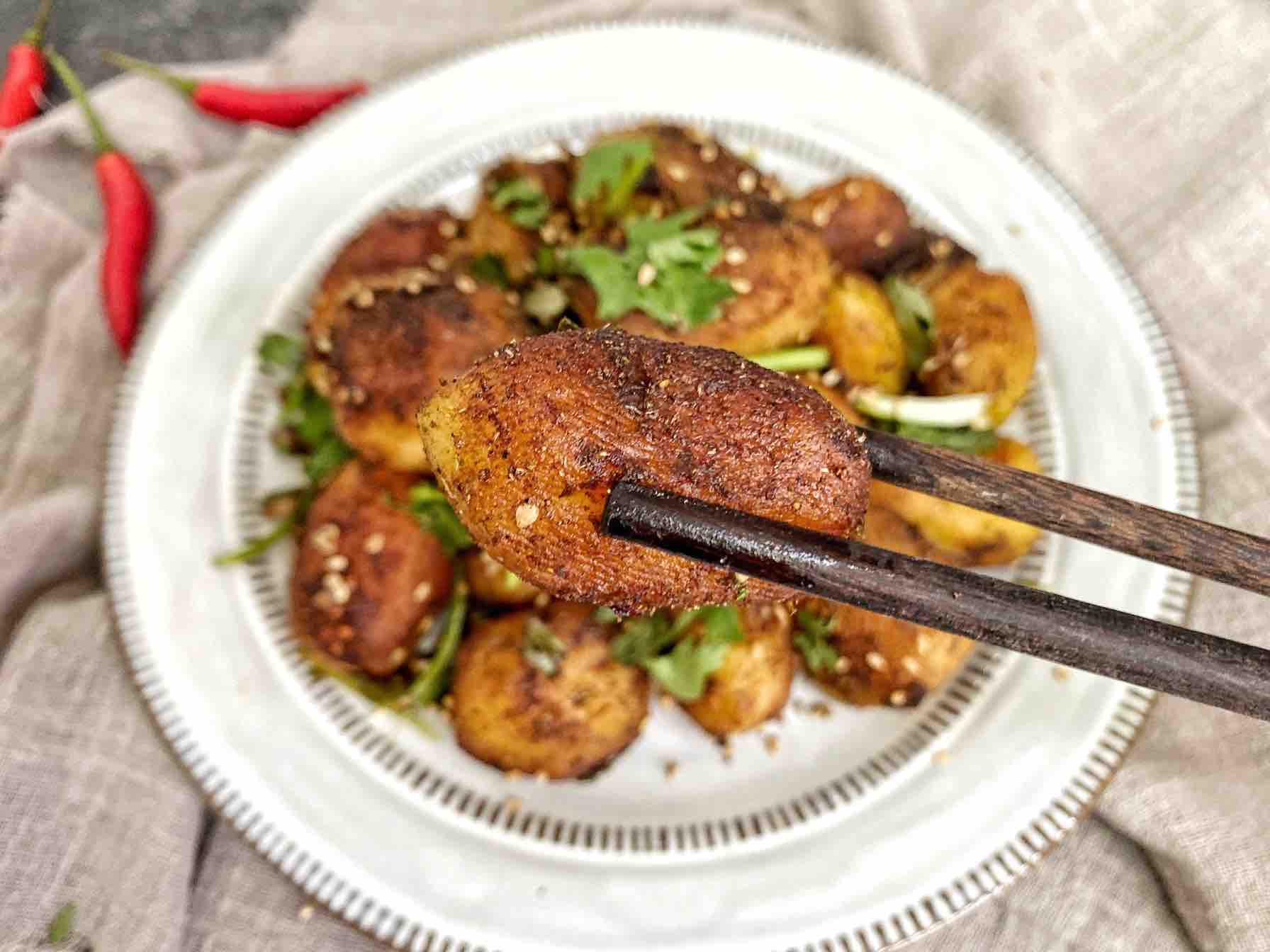 外脆里糯，秒殺路邊攤的香煎小土豆的做法-其它口味煎菜譜