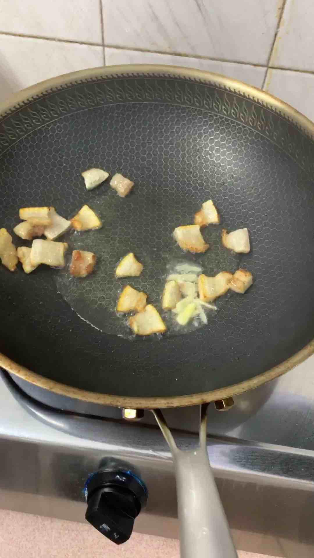 炒豆角的做法-家常味炒菜譜-易網健康養生網 炒豆角的做法-家常味炒菜譜