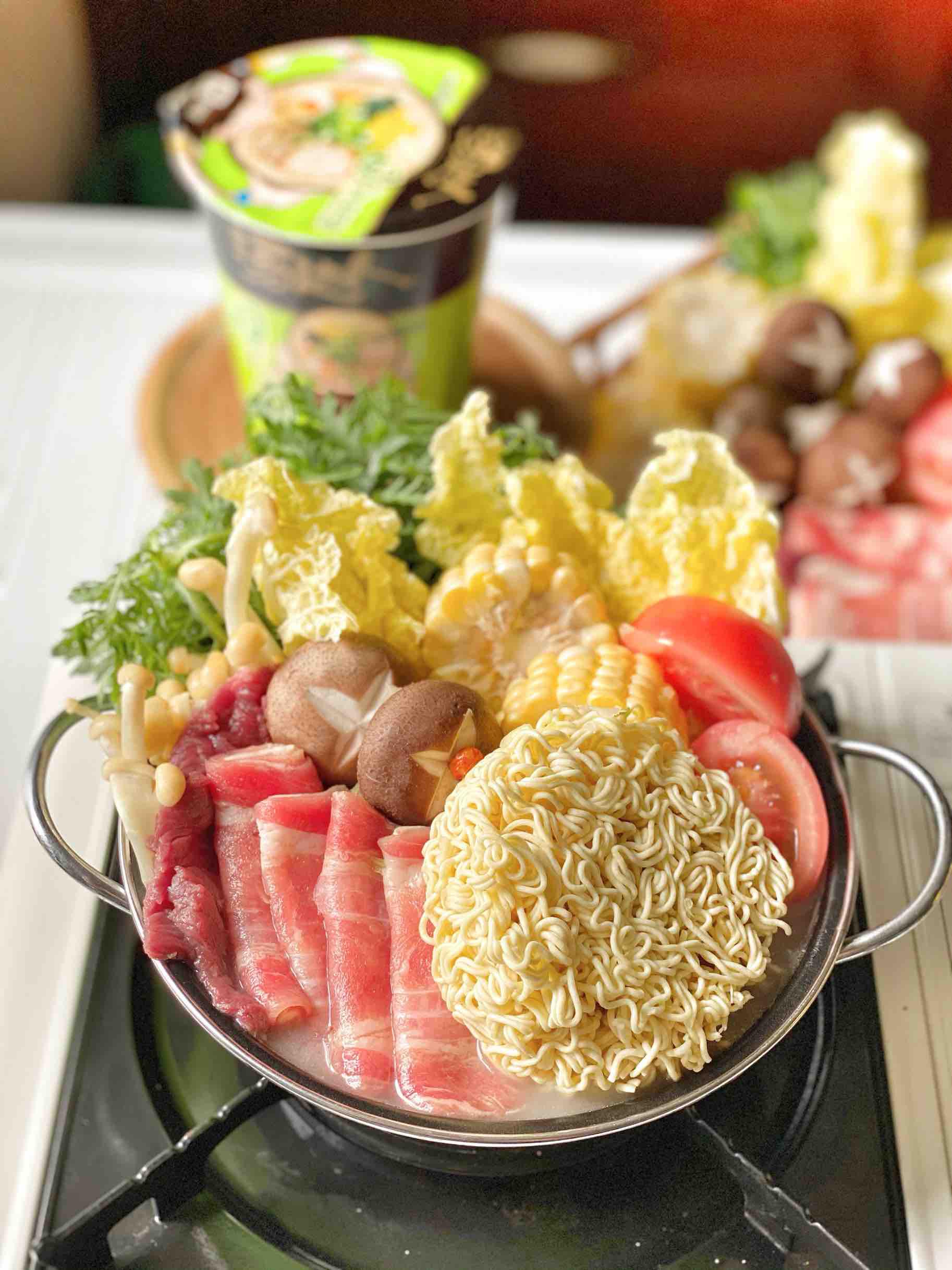 日式豚骨拉面的做法-咸鮮味煮菜譜-易網健康養生網 日式豚骨拉面的做法-咸鮮味煮菜譜