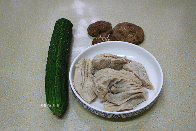 清蒸鮮竹卷的做法-家常味蒸菜譜-易網<a href=http://www.xllyou.com/ target=_blank class=infotextkey>健康養生</a>網 清蒸鮮竹卷的做法-家常味蒸菜譜