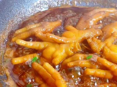 雞爪這樣做，香糯軟爛，好吃到光盤(pán)的做法-家常味燒菜譜